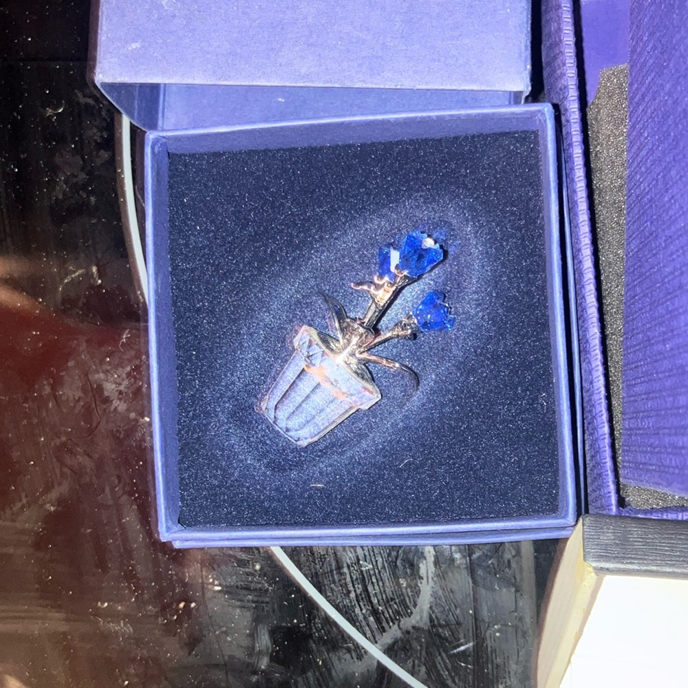 Crystal decorations